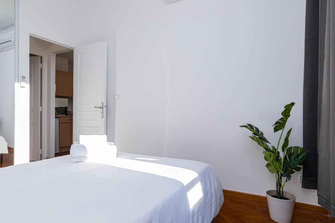 7 Medecin - Place Massena - Central 2P - Lumineux - Climatise Ницца Экстерьер фото